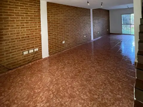 Casa en Alquiler de 2 dormitorios