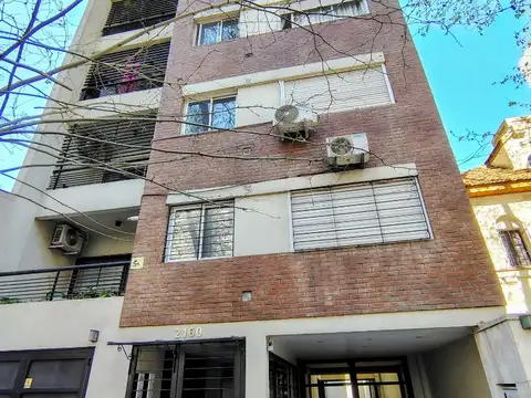 Ceretti 2100, Piso 5