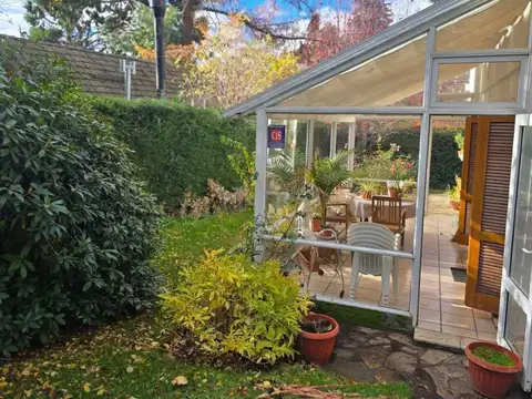 Casa 6 ambientes con 3 baños