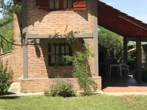 COMPLEJO DE CABAÑAS CALAMUCHITA EN FUNCIONAMIENTO