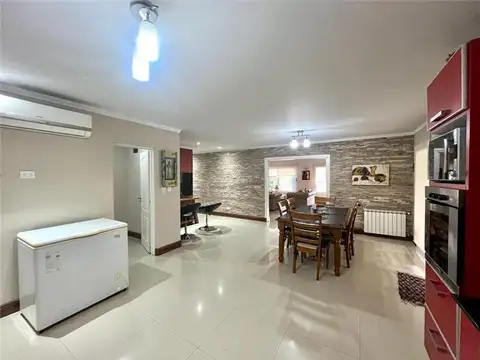 Casa en Alquiler de 5 dormitorios