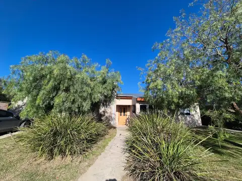 Casa en Alquiler en San Sebastian, USD 900