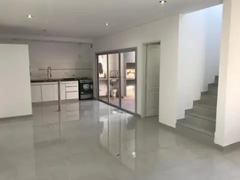 Casa en Venta en Ituzaingo, USD 140.000