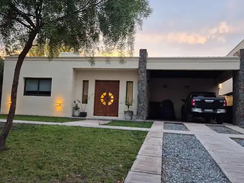 Casa en Venta en Mayor Drummond, Lujan de Cuyo