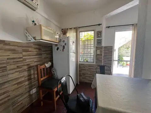 Depto Tipo Casa en Venta 56 años