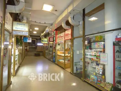 Local en Venta 40 años