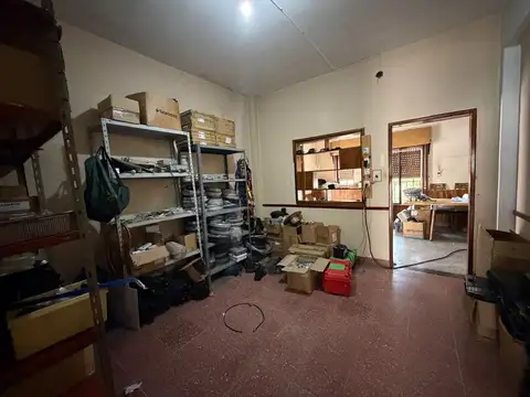 Casa en Venta en Isidro Casanova, USD 190.000