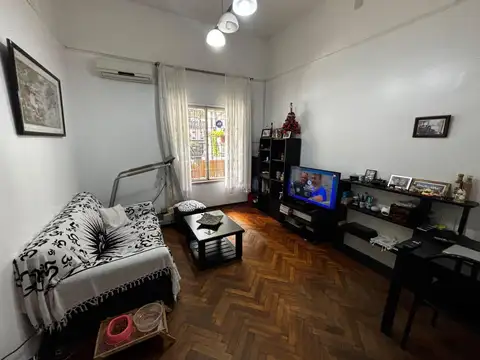 Depto Tipo Casa en Venta 60 años