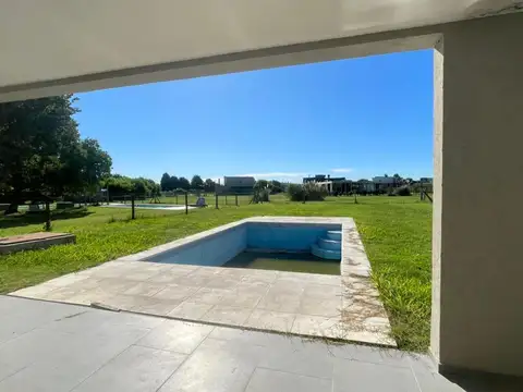 Casa en Venta en San Sebastian, USD 200.000