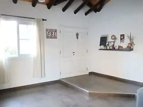 CASA EN ALQUILER DE 2 DORMITORIOS - LUJAN DE CUYO