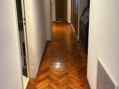 Departamento 9 ambientes con 3 baños