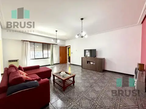 Depto Tipo Casa en Venta con 1 cocheras