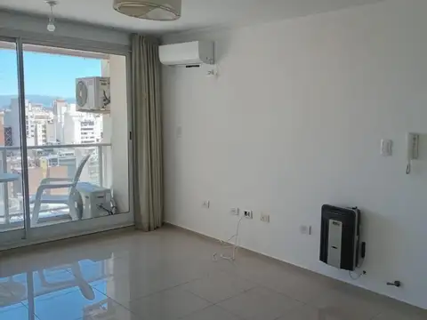 Departamento en Alquiler en Centro, $ 680.000