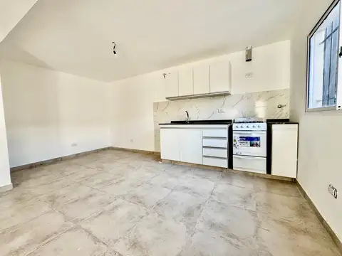 Casa 3 ambientes con 2 baños