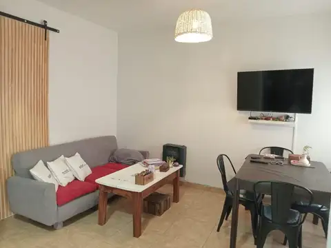 Depto Tipo Casa en Venta en Castelar Sur, USD 68.000