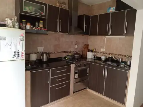 Depto Tipo Casa 3 ambientes con 1 baño