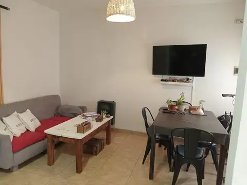 PH EN VENTA CASTELAR SUR