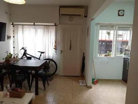 Depto Tipo Casa en Venta de 3 ambientes