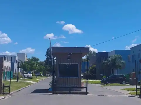 Increíble Lote En Venta En Barrio Magna