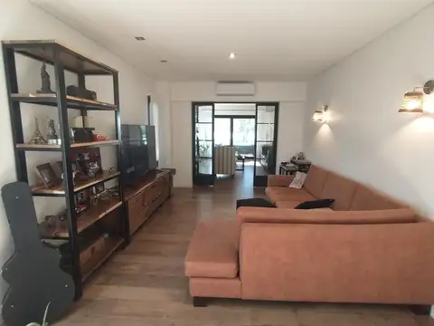 Casa 7 ambientes con 4 baños