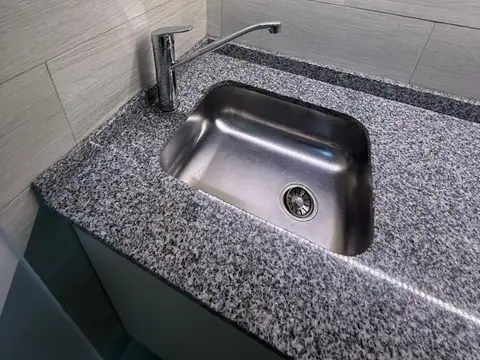 Desaguadero 2200, Piso 5