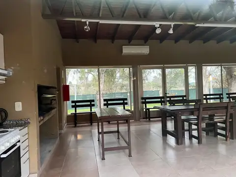 Alquiler departamento Verdi 57, Pilar 1dormitorio cochera