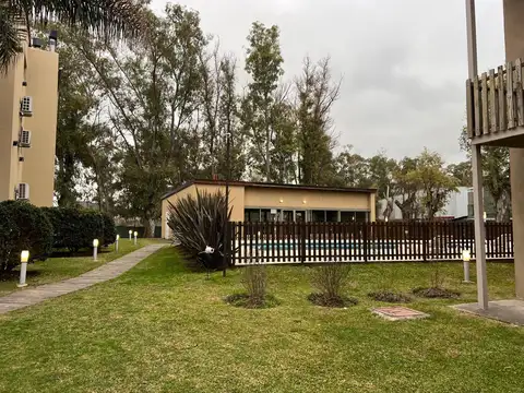 Departamento en Alquiler con 1 cocheras