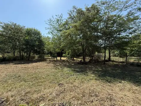 Lotes en Arana , 646 20 y 22 a metros del asfalto