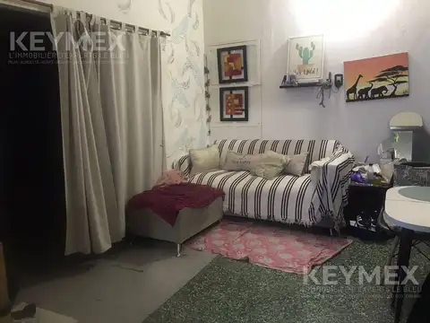 Depto Tipo Casa en Venta 50 años