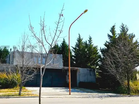 Casa en Venta en Cipolletti, USD 500.000