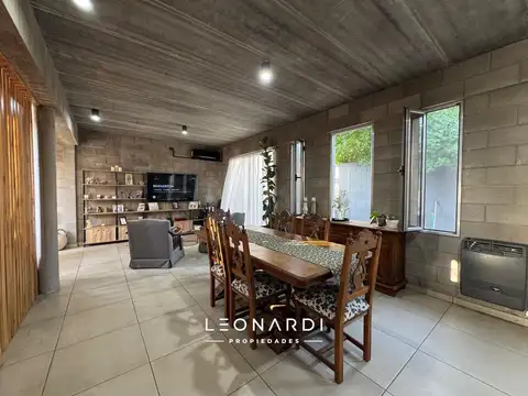 Casa 3 ambientes con 1 baño