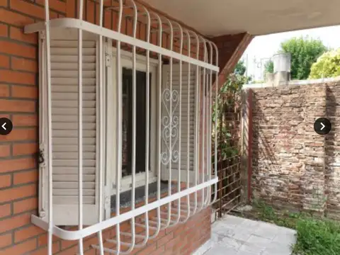 Casa en Alquiler en Luis Guillon, $ 600.000