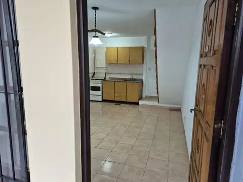 Lavalle 1800, Piso PB