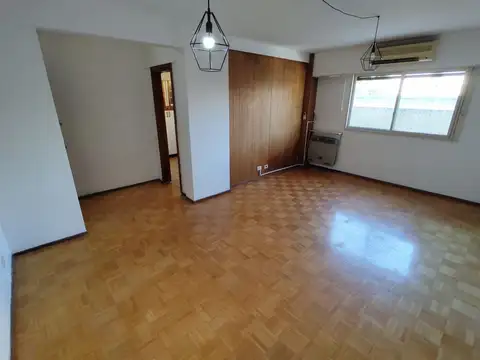 VENTA 4 AMB 2 BAÑOS LIVING 3 HAB CON PLACARD 