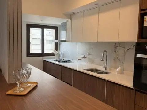 Depto Tipo Casa en Venta en Plaza Mitre, USD 250.000