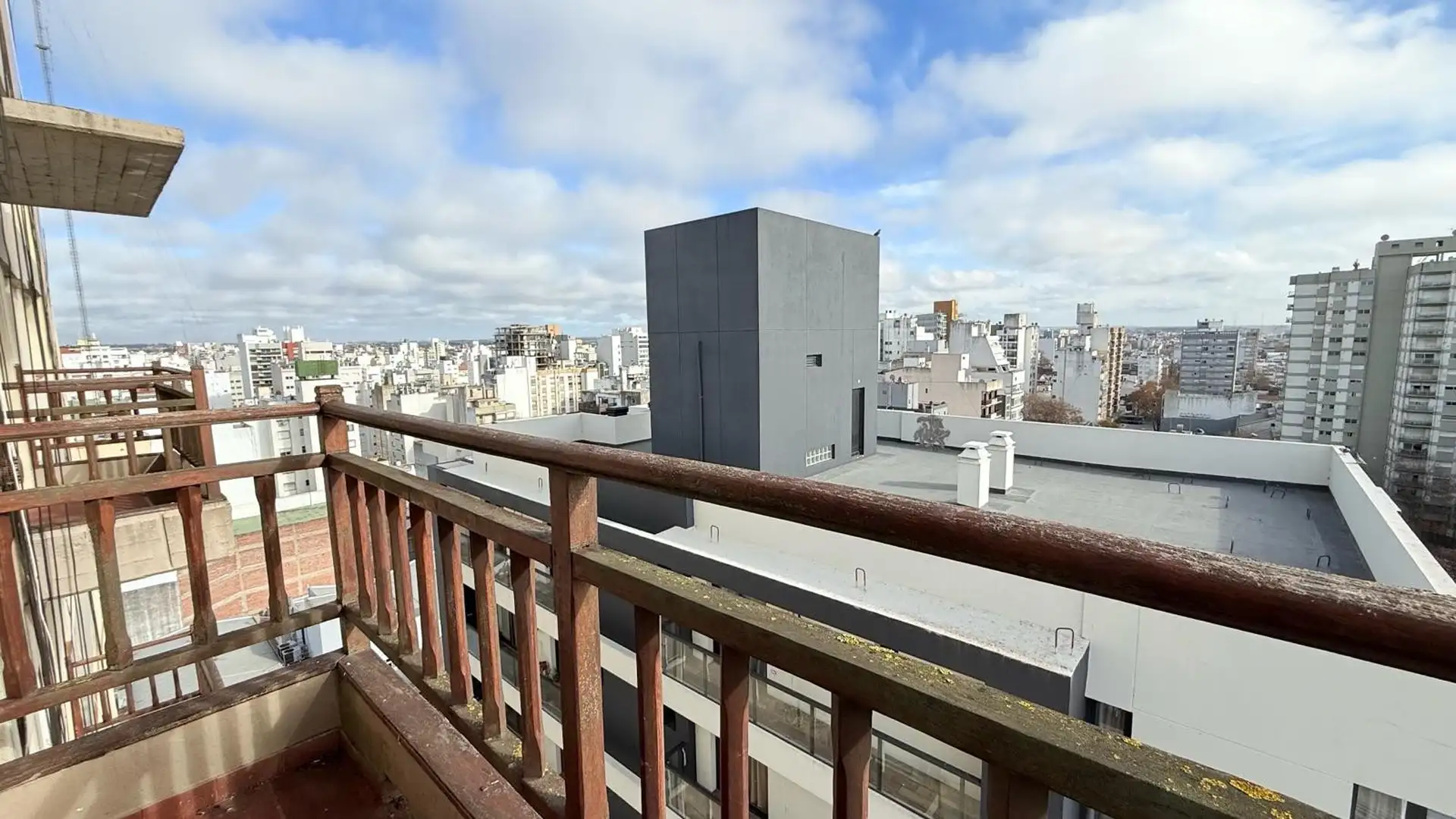 4 AMBIENTES A REFACCIONAR | PISO ALTO AL FRENTE | BALCÓN | VISTA ABIERTA