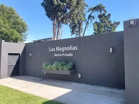 Venta de Lote en Barrio Cerrado LAS MAGNOLIAS