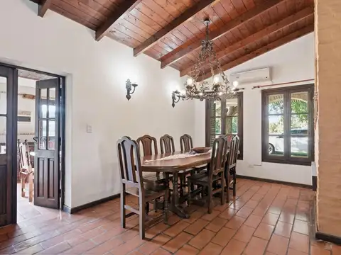 VENTA CASA QUINTA EN MTRO RIVADAVIA, ALMTE BROWN