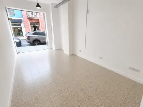 Local en Venta en Recoleta, USD 78.000
