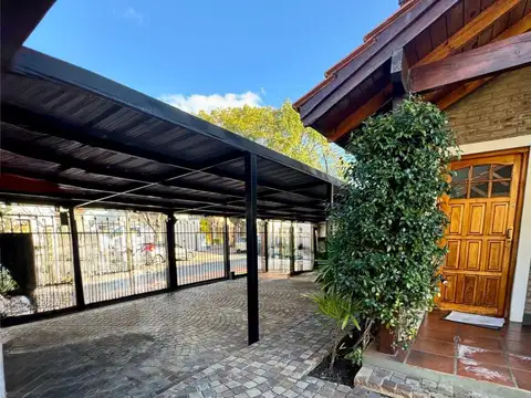 Depto Tipo Casa en Venta de 4 ambientes