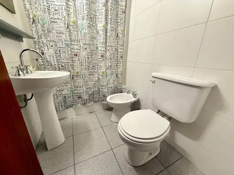 Departamento 5 ambientes con 3 baños