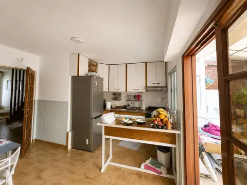 Depto Tipo Casa 4 ambientes con 1 baño