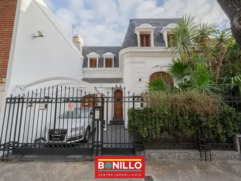 Casa 6 ambientes venta Villa Pueyrredón