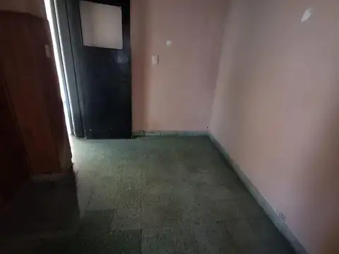 CASA CON JARDIN EN VENTA LOMAS DE ZAMORA