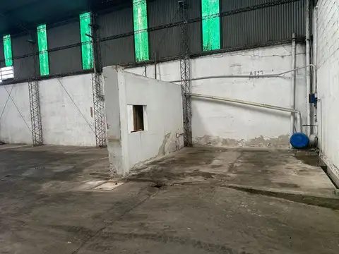 Aquiler Amplio Galpon