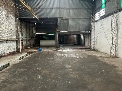 Aquiler Amplio Galpon