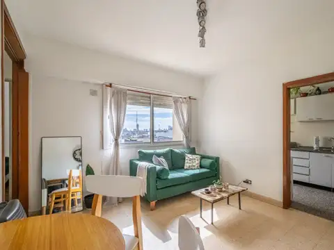 Venta 2 Ambientes en Piso Alto, Luminoso Orientación Norte