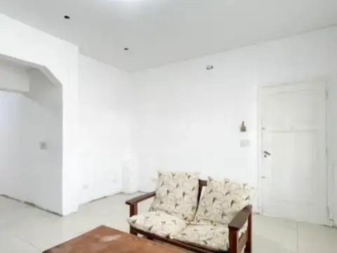 Depto Tipo Casa en Venta en Munro, USD 130.000