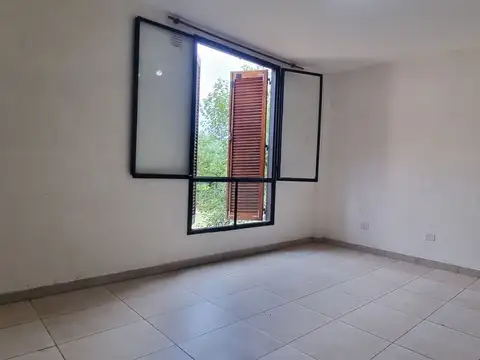 Depto Tipo Casa en Alquiler de 3 ambientes