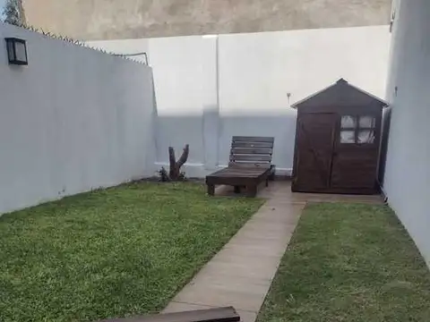 Depto Tipo Casa en Venta 4 años